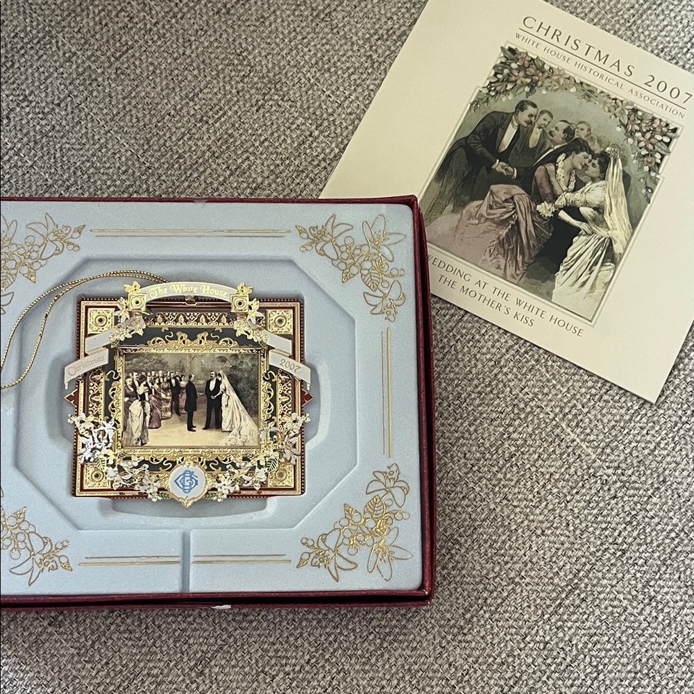 2007 The Wedding At The White House Christmas ornament